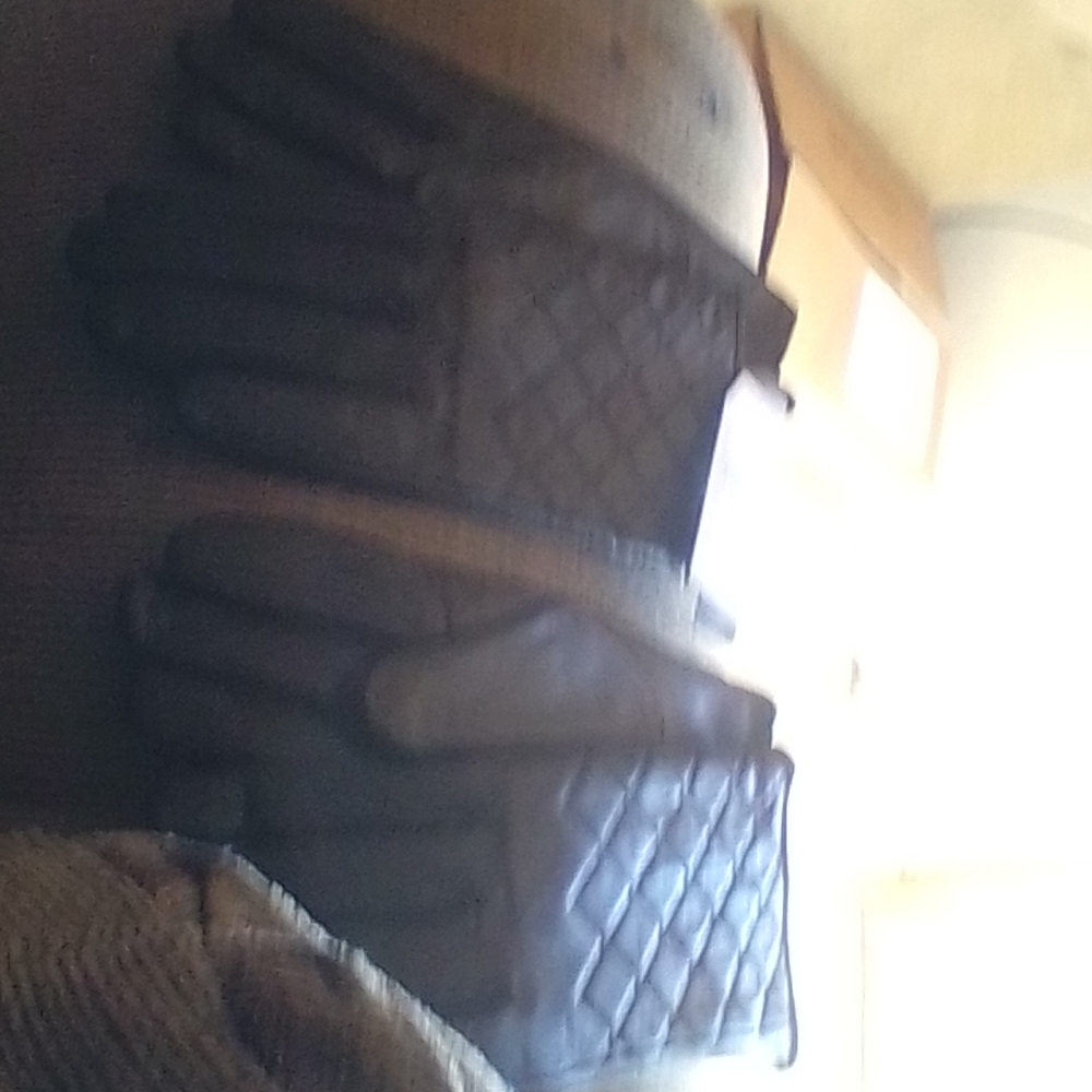 Time and true leather gloves